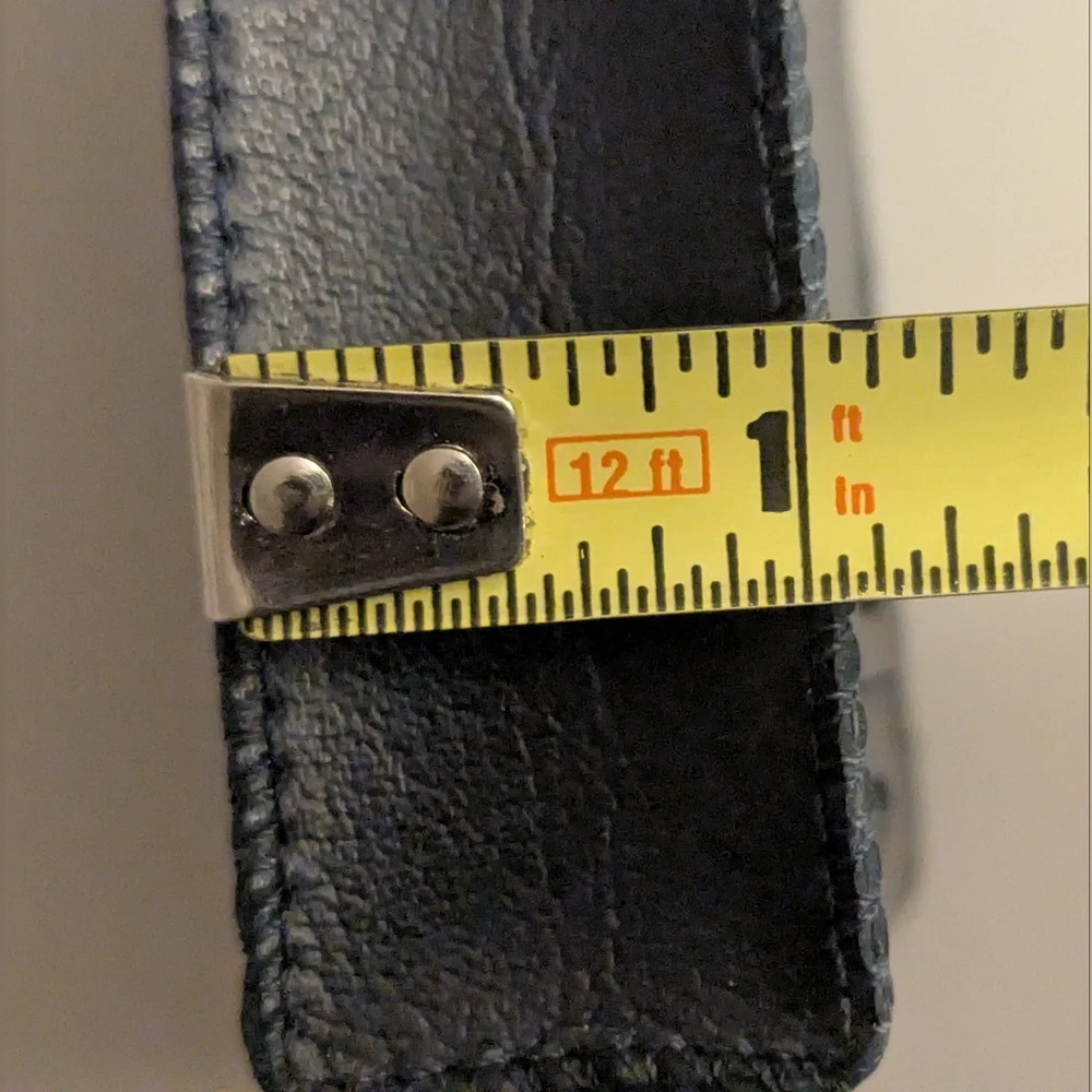 Vintage Digital Camera Case. Faux Leather. 4